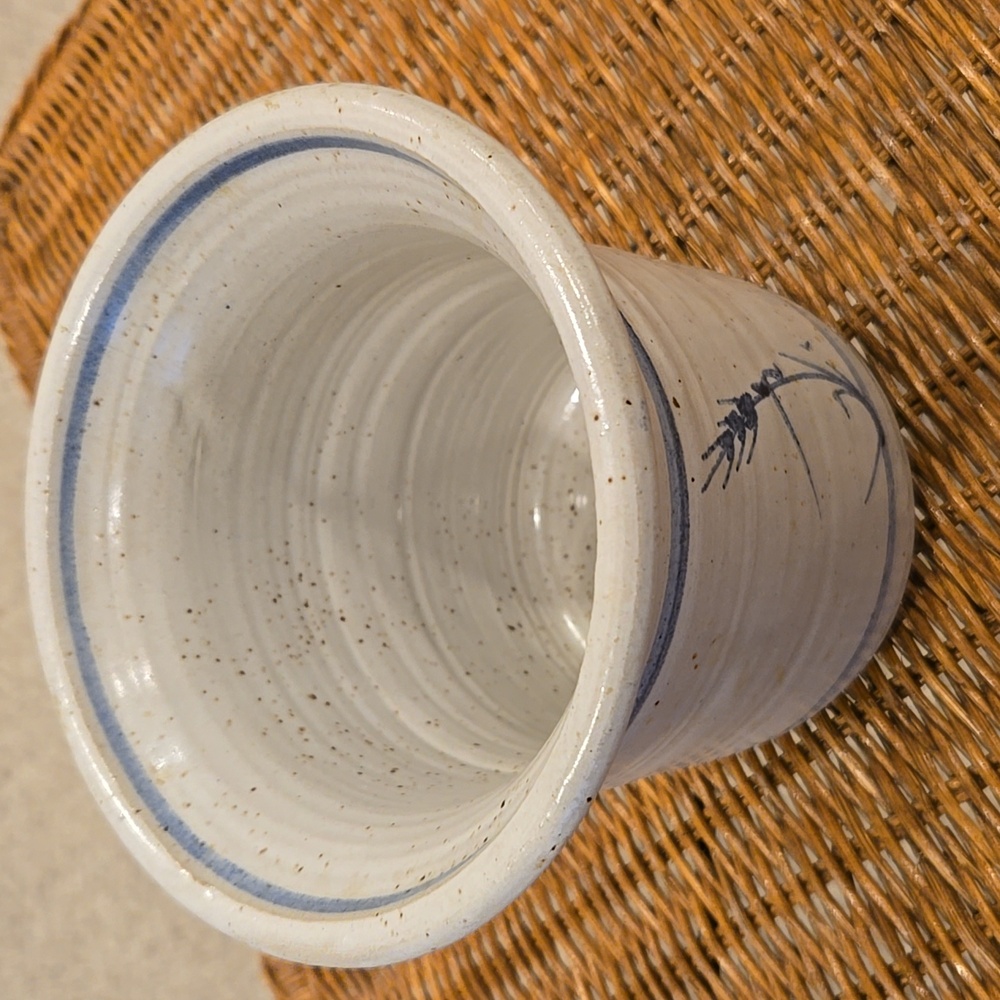 HANDMADE Vintage Glazed Pottery Bread Baker or Utensil Holder - Picture 2 of 7